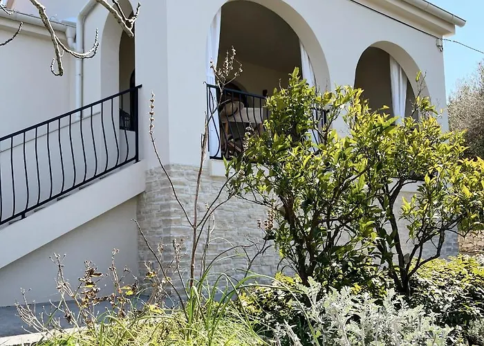 Island House Osljak * Preko