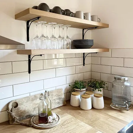 Island House Osljak *