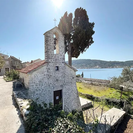 Island House Osljak * 프레코