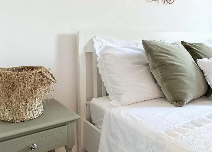 Island House Osljak *