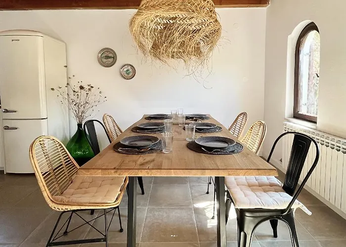 בית נופש Island House Osljak *