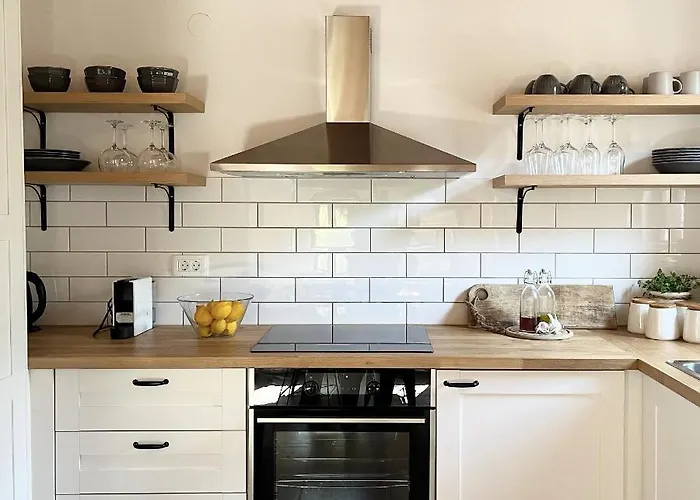 Island House Osljak פרקו